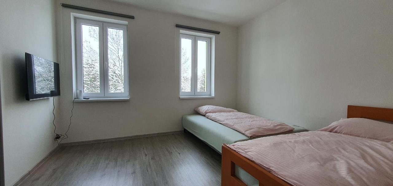 Apartment 35M2 Карловы Вары Экстерьер фото